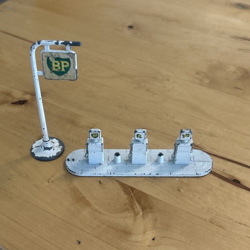 Lesney petrol gas pumps and - petrol,