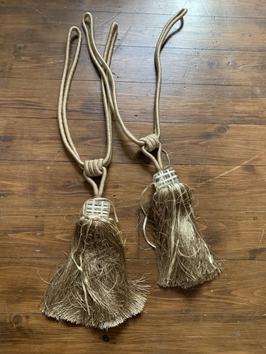 Quality luxury large tasselled - quality,