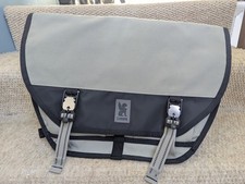 CHROME CITIZEN 15L MESSENGER