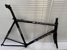 LOOK 555 High Mod Carbon Road Bike Frame - Size 57cm.