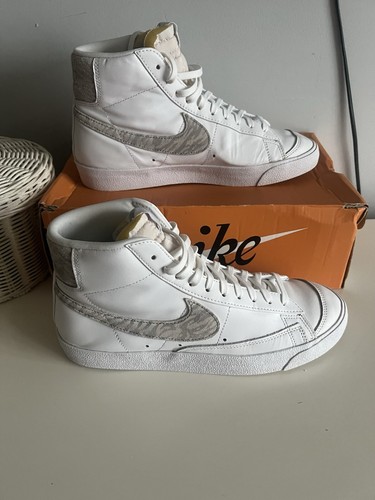 Nike shoes womens - shoes, sz
