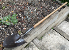 Vintage Heat Treated Round Mouth Shovel Spade Trenching Digging Tool Made USA