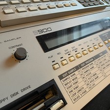 Akai S900 12 bit Midi Digital