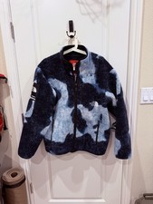 Supreme x The North Face
