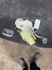 Volvo V50 2005 power steering