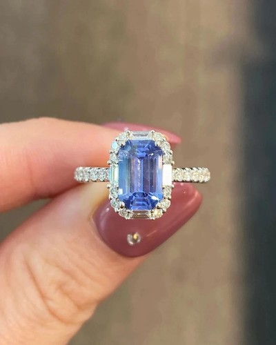 80ct emerald cut natural - 6.80ct,