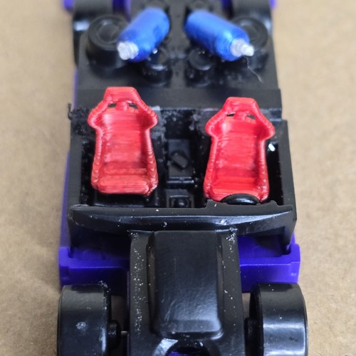 Scale 2 car - car, bucket