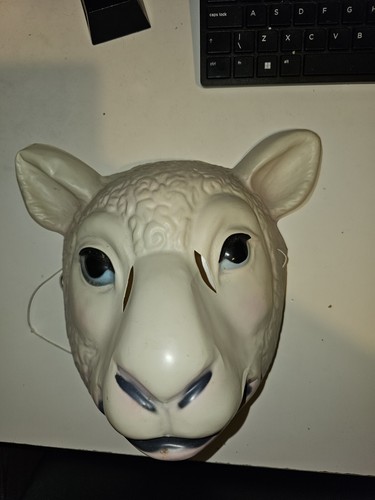 Wwe erick rowan sheep mask - wwe,