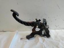 465030036R clutch pedal for