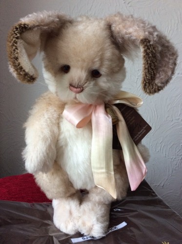Charlie bears spick l e - , *spick*