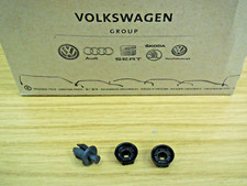 VW CADDY MK1 GOLF MK1 MK2 - NOS rear wheel arch stone guard spat trim fixing kit