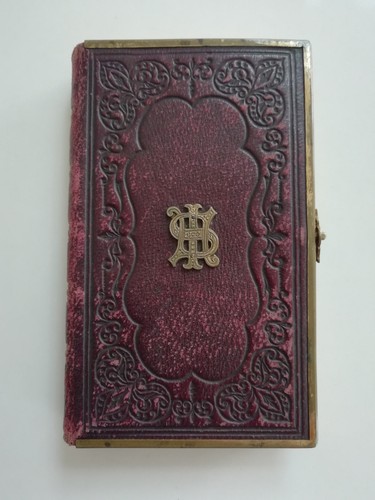 Miniature book common - miniature, of