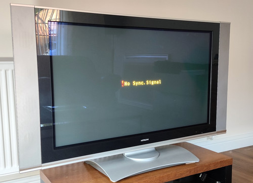 Hitachi 42pd7200 plasma tv - hitachi, 42"