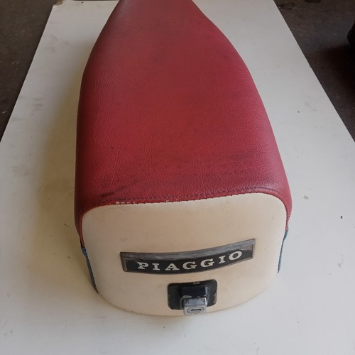 Seat for old vespa - old,