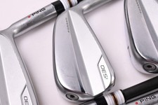 Ping i530 Irons / 5-PW / Red