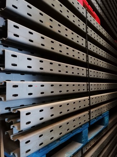 Dexion pallet racking upright - pallet,