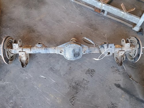 Jeep wrangler rear axle sahara - jeep,