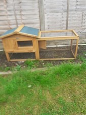 rabbit hutch with run and cover