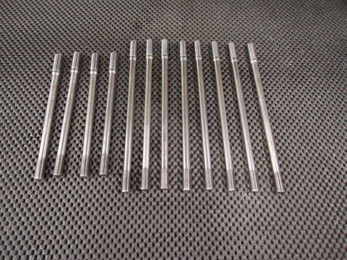 Suzuki gs1000g crankcase studs - crankcase,