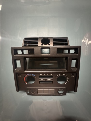 Land rover defender puma tdci - land,