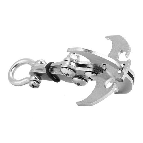 Foldable grappling hook - *foldable,