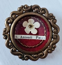 ✝  Relic St. Anthony of