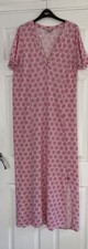 Ladies Jersey Cotton Mix Long Nightie  Sz 12 Short Sleeve White & Pink Pattern.