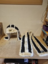 UGG Shearling Bucket Hat & Scarf (one size). Excellent Condition! (B5)