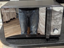 Russell Hobbs RHM2076B 800W 20L Digital Microwave - Black