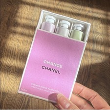CHANEL CHANCE Perfumed Hand