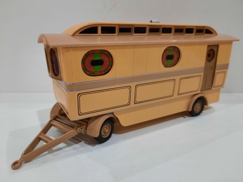 Corgi 50th scale caravan - scale,