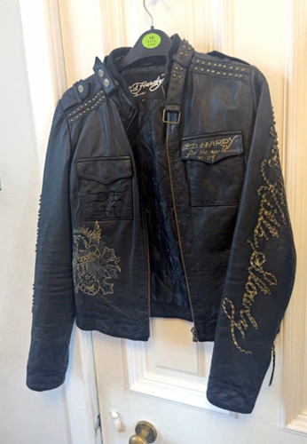 Rare hardy women - rare, women’s