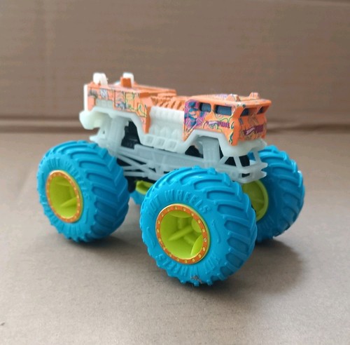 Hot wheels 5alarm - '5alarm', monster