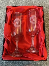 Rare Manchester United presentation Glasses