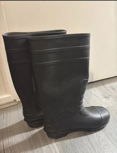 Welly boots - welly,