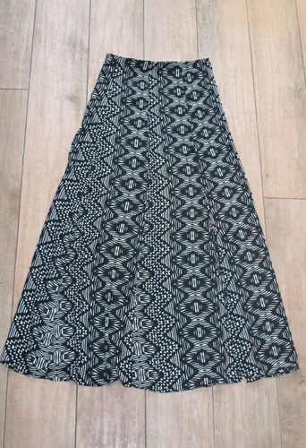 Stunning black beige - , floaty