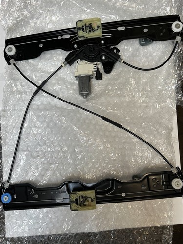 Lr164085 window reg - window, rover