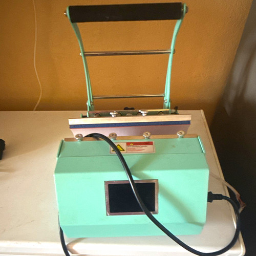 Manual mug press - press, for