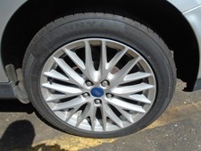 13 FORD FOCUS MK3 1.0 5DR 1X 17" ALLOY WHEEL & TYRE 10-19 BREAKING CAR