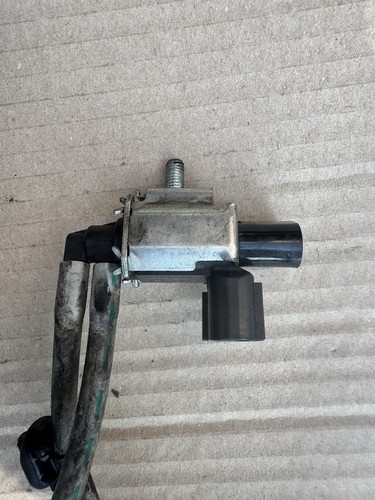 Mitsubishi egr vacuum solenoid - egr,