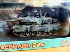 Dragon Armor 1/72 Scale Tank Leopard 2A5 3./Panzerbataillon 33 Item No. 60051