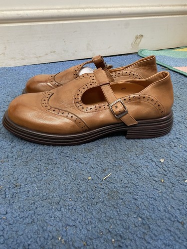 Women light brown brogue - women’s,