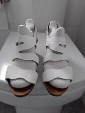 Fantastic White Italian Leather Sandals with Wooden Heel. Size 5. 