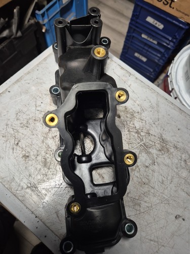 Right inlet manifold for - inlet,