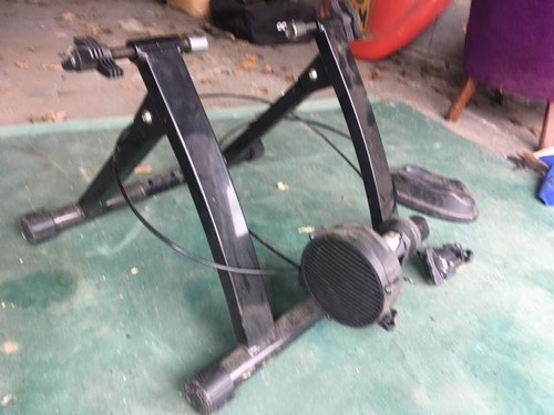 Bicycle cycle trainer used - cycle,