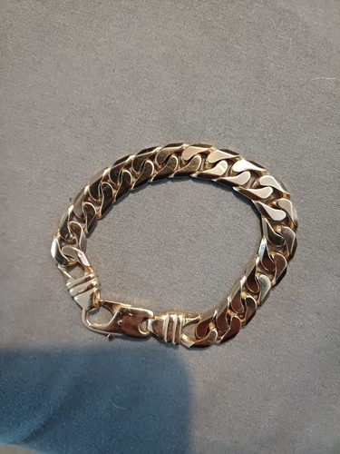 9ct gold solid curb braclet - 9ct,