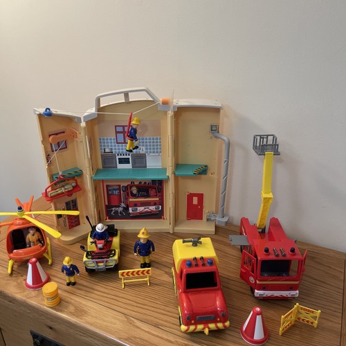 Fireman sam vehicles - fireman,