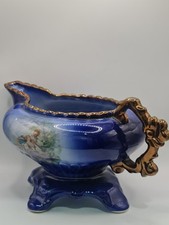 By KH Pottery, Staffordshire