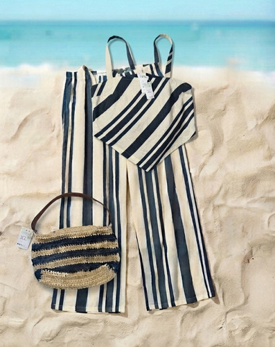 Primark navy cream - &,