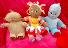In The Night Garden Plush Upsy Daisy Iggle Piggle & Makka Pakka Figures Bundle